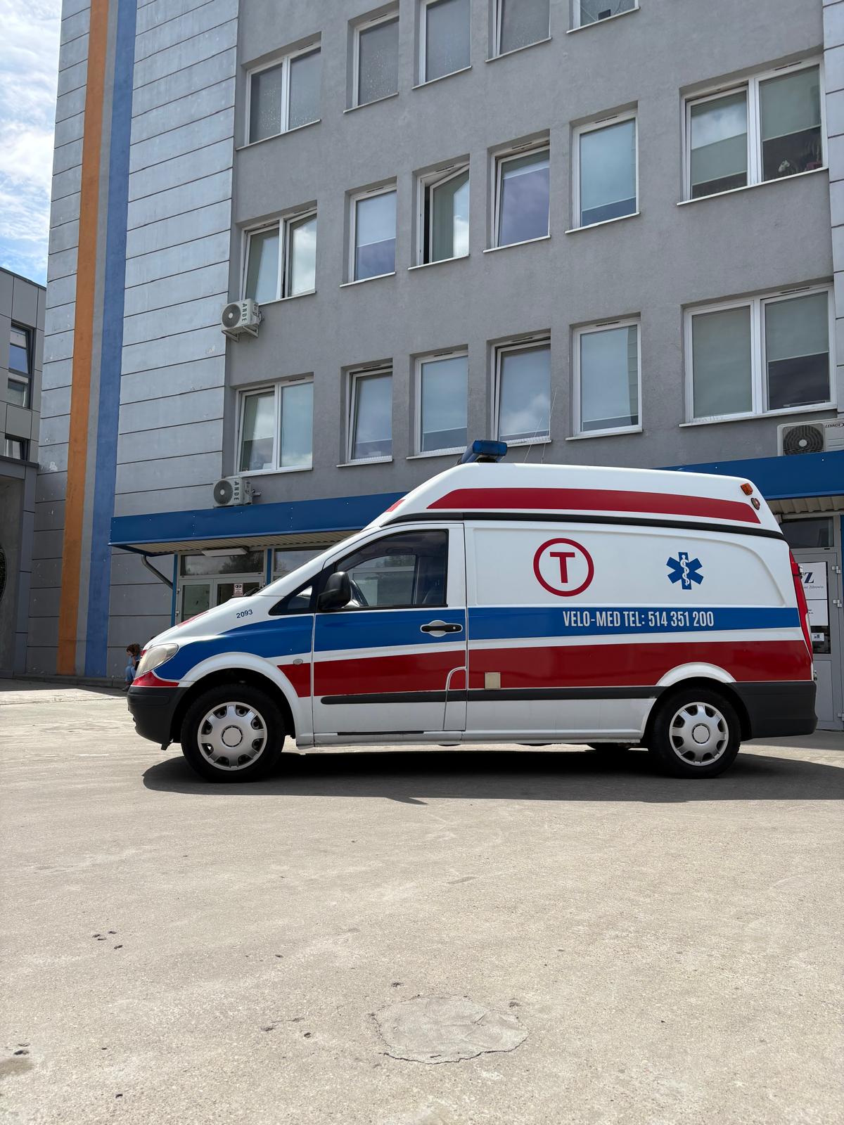 Transport medyczny Warszawa - karetka VeloMed